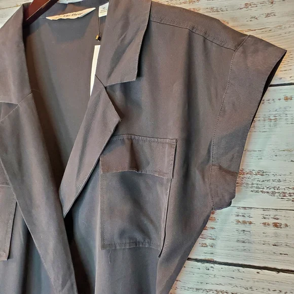 Crossed dress, short sleeves and front pockets ●●only available in black… - Picture 5 of 10